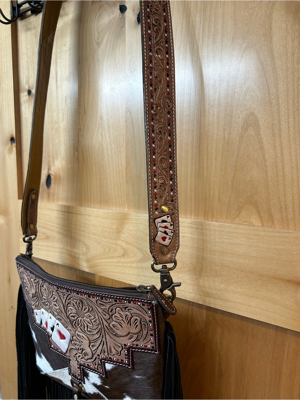 Western Cowhide with fringe and playing cards - Picture 2 of 3